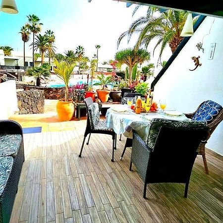 Apartamento Taisa Playa Roca Costa Teguise Esterno foto