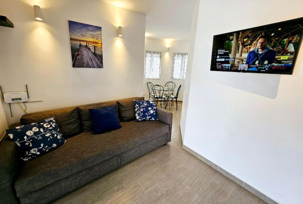 Apartamento Taisa Playa Roca Costa Teguise Esterno foto