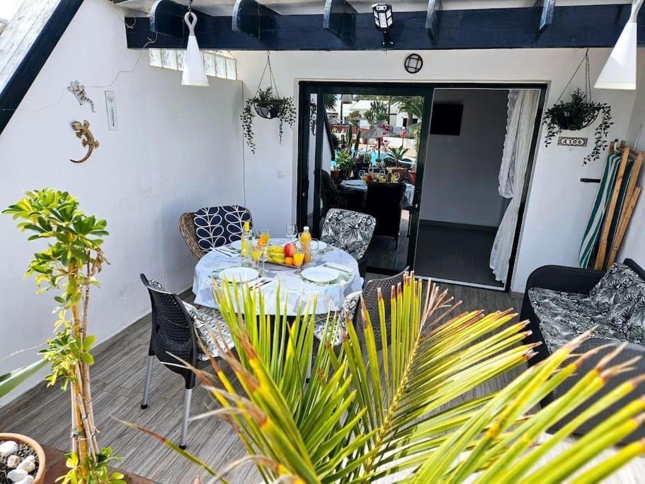 Apartamento Taisa Playa Roca Costa Teguise Esterno foto